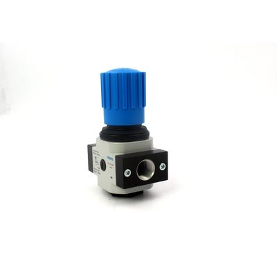 LR-1/4-D-MIDI 186451 LR-1/4-D-MIDI-MPA 8002368 FESTO صمام تنظيم الضغط من سبيكة الزنك مع مقياس ضغط 0.5-12 بار نظام تنظيم فلتر الهواء المدمج مع أداء محسن