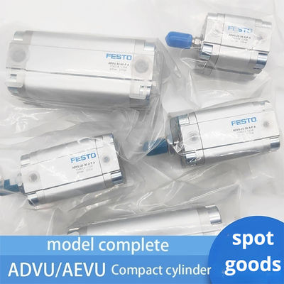 أسطوانة منخفضة المكبس متعددة الاستخدامات للاتصال M5 ADVU-25-5-P-A