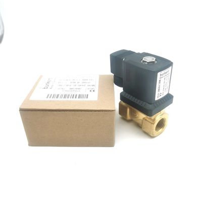 00126204 6014 D الصمام الكهربائي النحاسي بوركرت مفتوح بشكل طبيعي G1/8 2.5 فتحة التدفق AC220V 8W