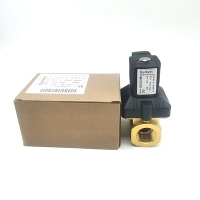 صمام بركرت الكهرومغناطيسي 00125367 6014 C اتصال الصفيحة السفلية المباشرة مغلقة عادة 2.0 فتحة التدفق DC24V 8W جسم صمام النحاس 0 ~ 10bar