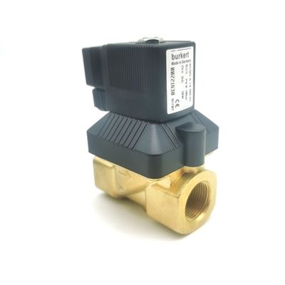 00125370 الصمام الكهربائي burkert 6014 C الاتصال بالصفحة السفلية المباشرة المغلقة عادة 2.0 فتحة التدفق AC220V 8W جسم الصمام النحاسي 0 ~ 10bar