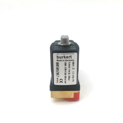 صمام بيركرت الكهربائي 00303209 مع FKM الختم 5404 G3/4 2/2 مفتوح بشكل طبيعي 20 فتحة تدفق DC24V 8W 1-25bar