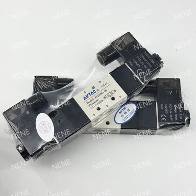 صمام الكهربائية 4V330C-08 AIRTAC للهواء 0.15 إلى 0.8 MPa 21 إلى 114 Psi الهواء السائل