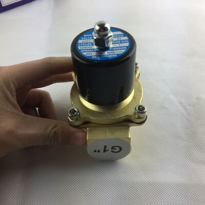صمام الملف اللولبي صمام مياه UW-15 جسم نحاسي صمام هواء مغلق عادة ثنائي الاتجاه