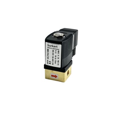 220VAC 8W 0-16bar الصمام الكهربائي Burkert 00134248, 6013 التصرف المباشر 2/2 مغلق بشكل طبيعي، G1/8 خيط، 2.5mm فتحة، جسم النحاس FKM الختم