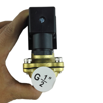 صمام مادة الختم NBR مع لفائف مربعة تعمل عند التيار الكهربائي DC12V مثالية للمعدات الهوائية وأنظمة التحكم السائل الآلي