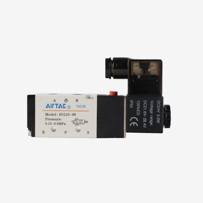صمام الملف اللولبي الهوائي Airtac 4V110-M5 ذو 5/2 اتجاهات بتوجيه داخلي ومنفذ بخيط M5 وحماية IP65 وضغط تشغيل 0.15-0.8 ميجا باسكال وضغط إثبات 1.2 ميجا باسكال ولا يحتاج إلى تزييت