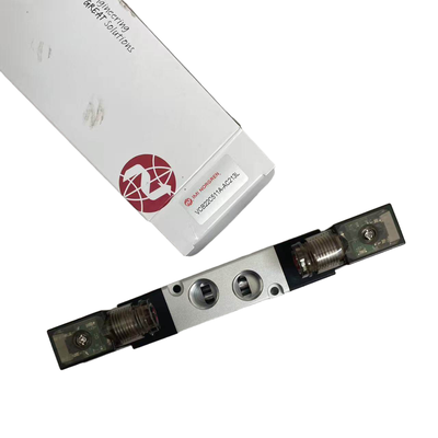 G3/8 صمام القفل المزدوج المزدوج NORGREN VCB22C511A-AC213L 24VDC 5/2 صمام الاتجاه الهوائي لنظام النقل 1800 لتر / دقيقة التدفق
