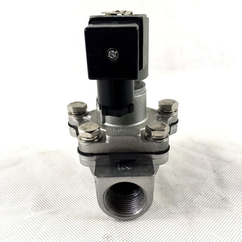 غويين CA20T صمامات النبضات النابضة حجم منفذ G3 / 4 '' حجم فتحة 20mm نطاق الضغط 5 إلى 125 Psi