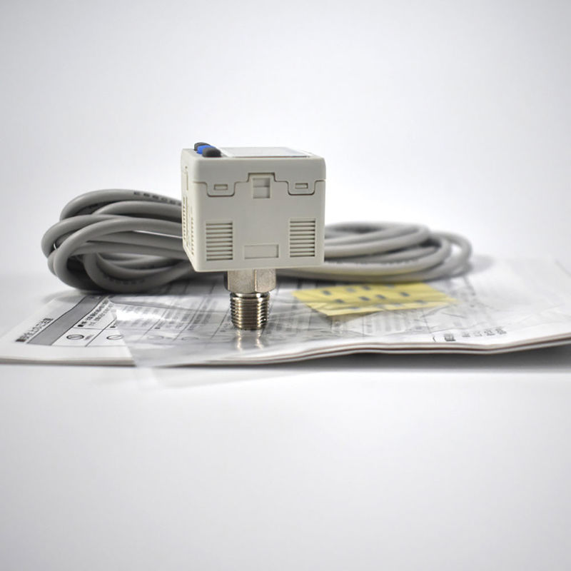 ZSE30A-01-B مفتاح الضغط الرقمي الفراغ SMC خروج مزدوج P-type